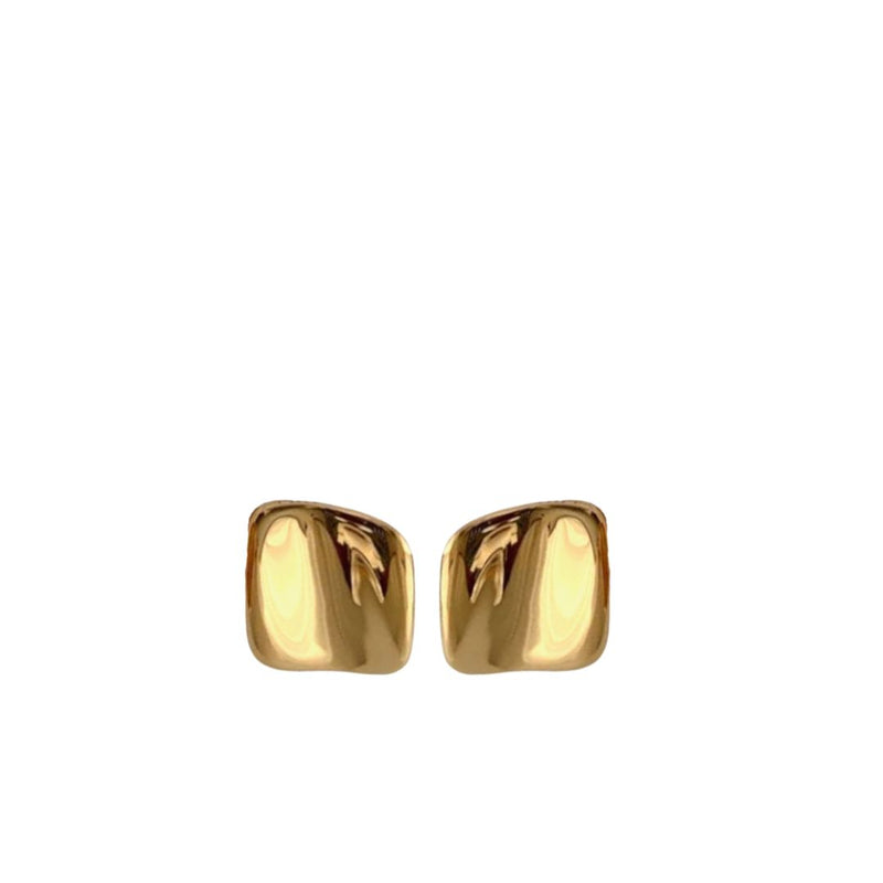 Maeve Studs