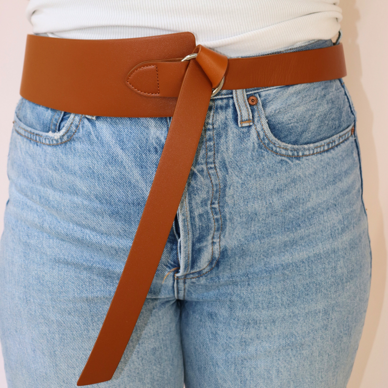 Thick and Thin Pull Through Belt - Saddle