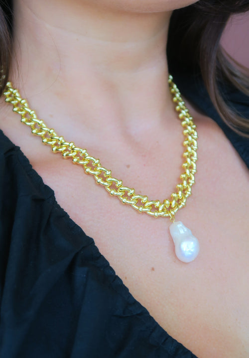 Sea Pearl Drop Necklace