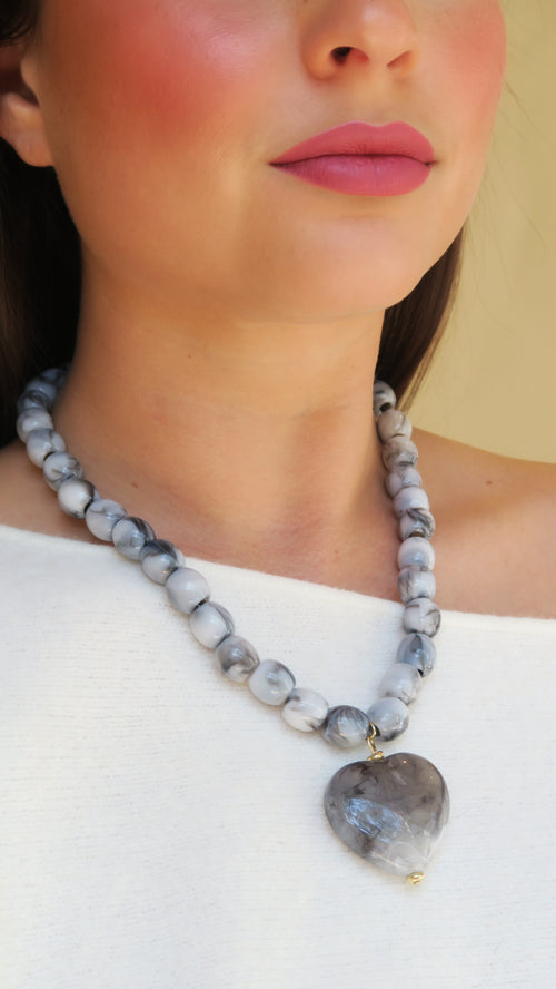 Amour Necklace - Gray