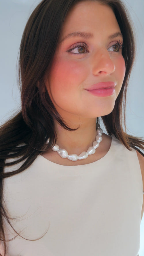 Ariel Pearl Collar - White