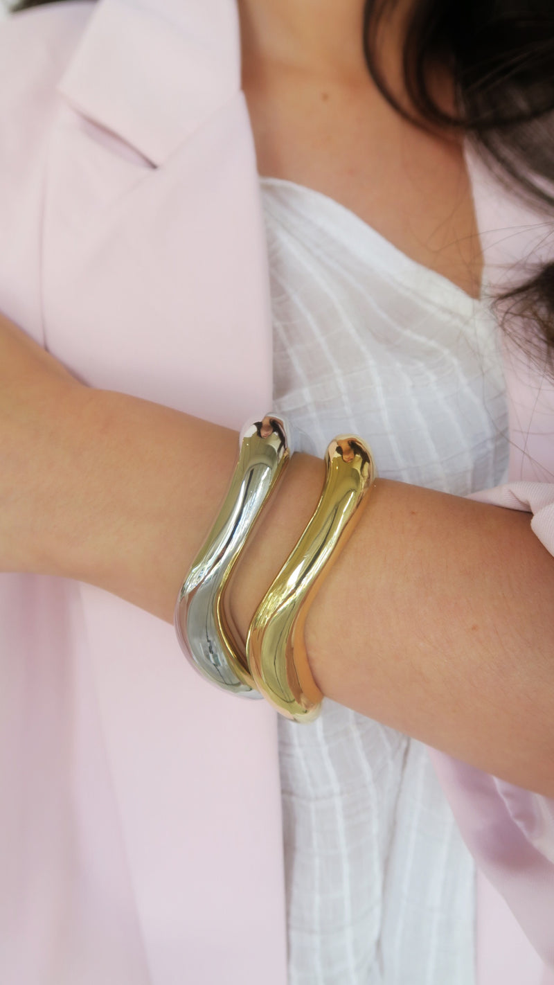 The Wave Cuff - Gold