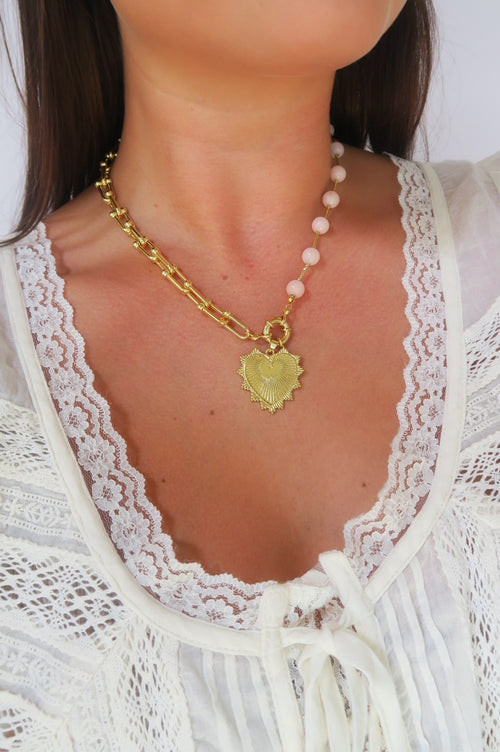 Intricate Heart Charm Necklace - Pink