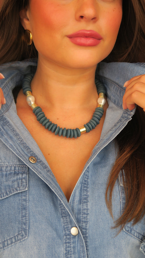 Capri Pearl Collar - Midnight Blue