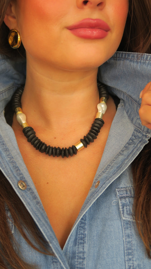 Capri Pearl Collar - Black