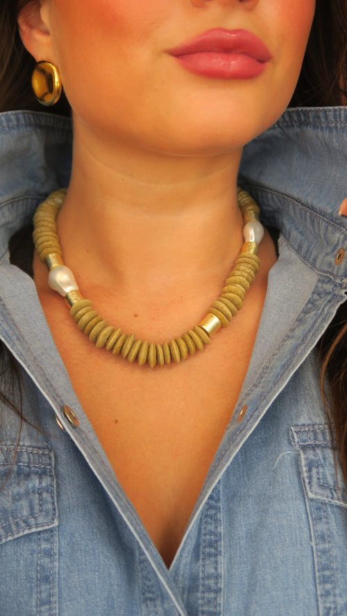 Capri Pearl Collar - Khaki