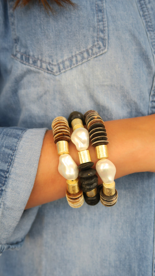 Capri Pearl Bracelet - Brown Wood