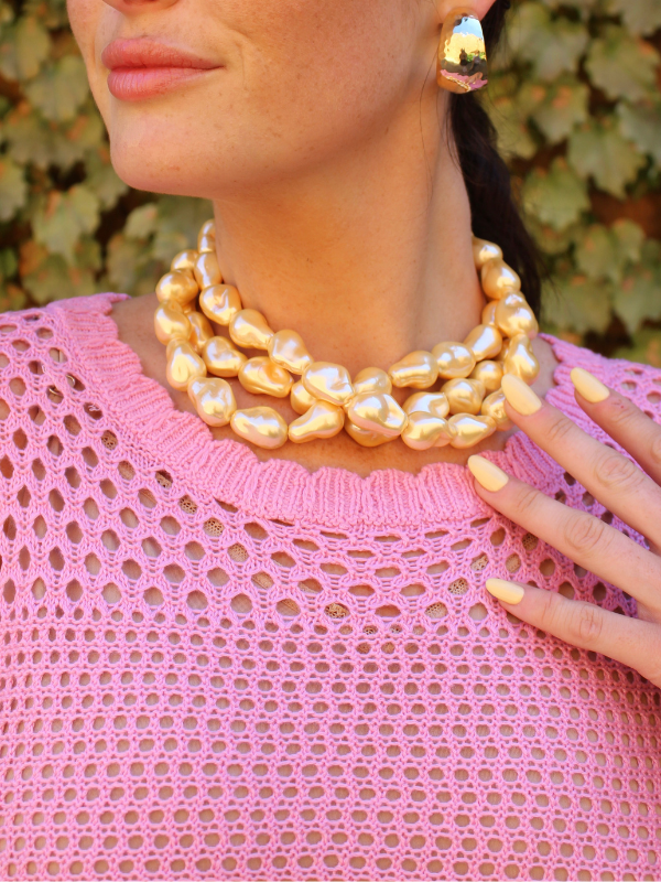 Necklaces, Bracelets, Earrings, Scarves, Clutches and More Accessory