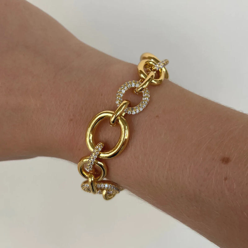 Circular Pave Gold Link Bracelet