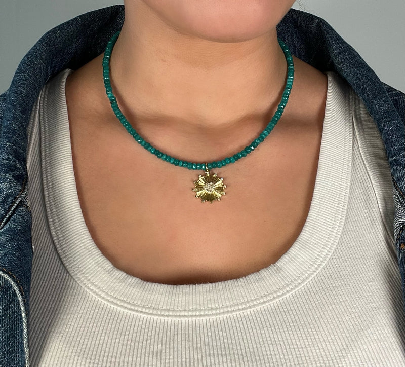 Green Heart Burst Charm Necklace - wholesale