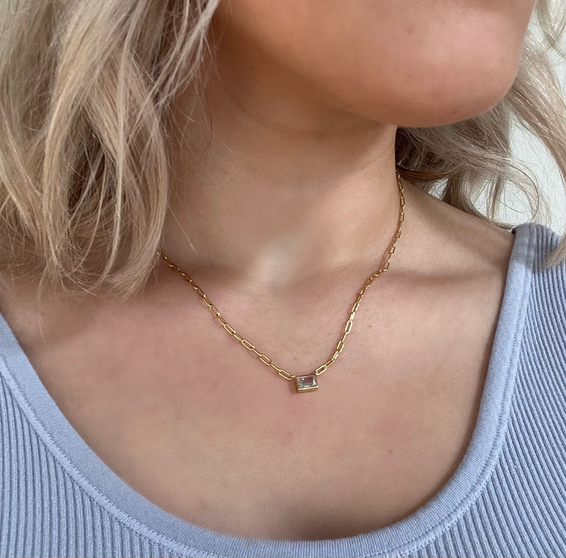 Solo Square Link Necklace